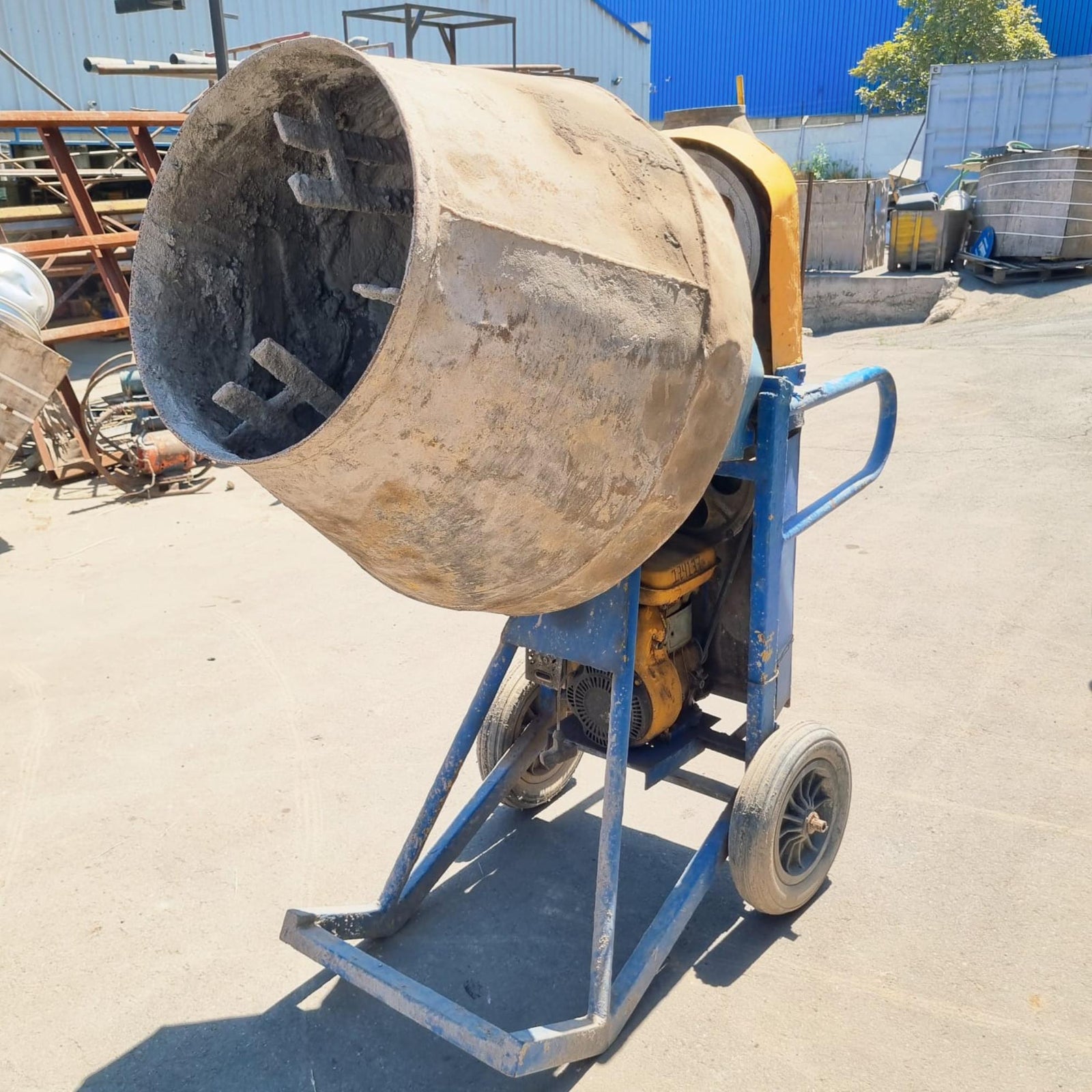 Betonera 150 Litros Volteo Directo Bencinera Ey20 5.0hp Nro.10