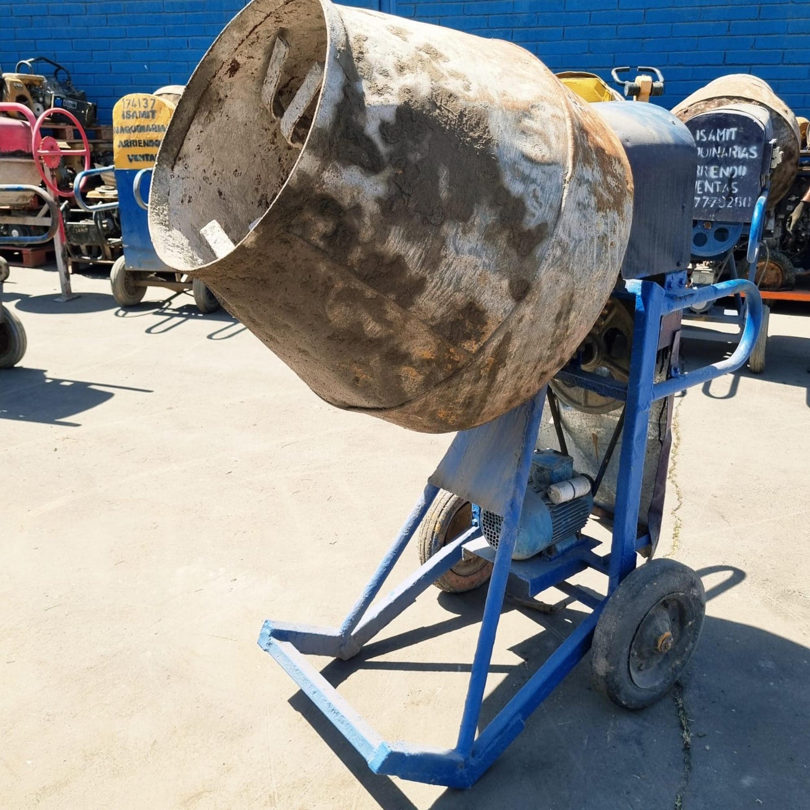 Betonera 150 Litros Volteo Directo Electrica 1.5HP Nro.17