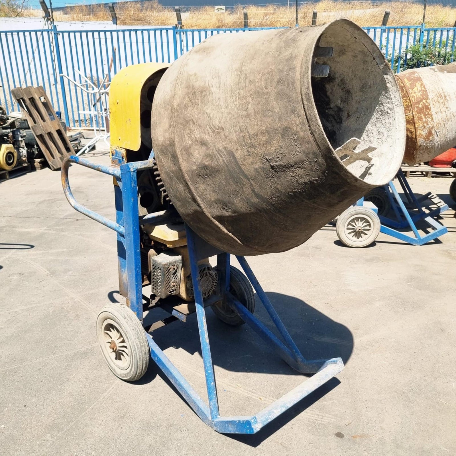 Betonera 150 Litros Volteo Directo Bencinera Ey20 5.0hp Nro.12