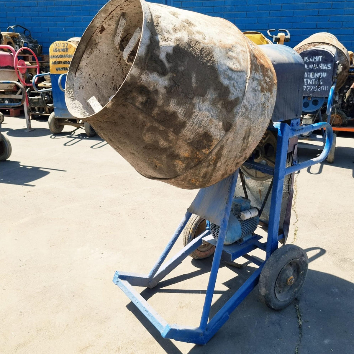 Betonera 150 Litros Volteo Directo Electrica 1.5HP Nro.17