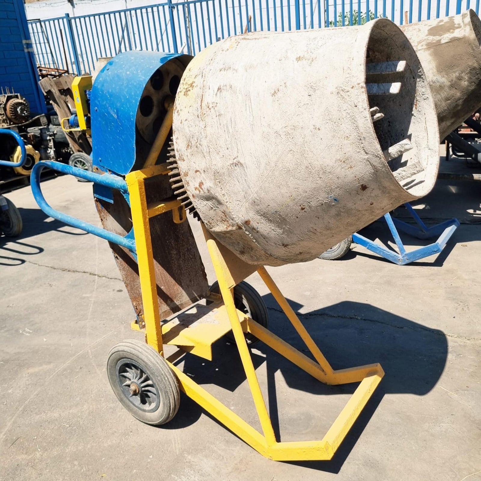 Betonera 150 Litros Volteo Directo Sin Motor Nro.18