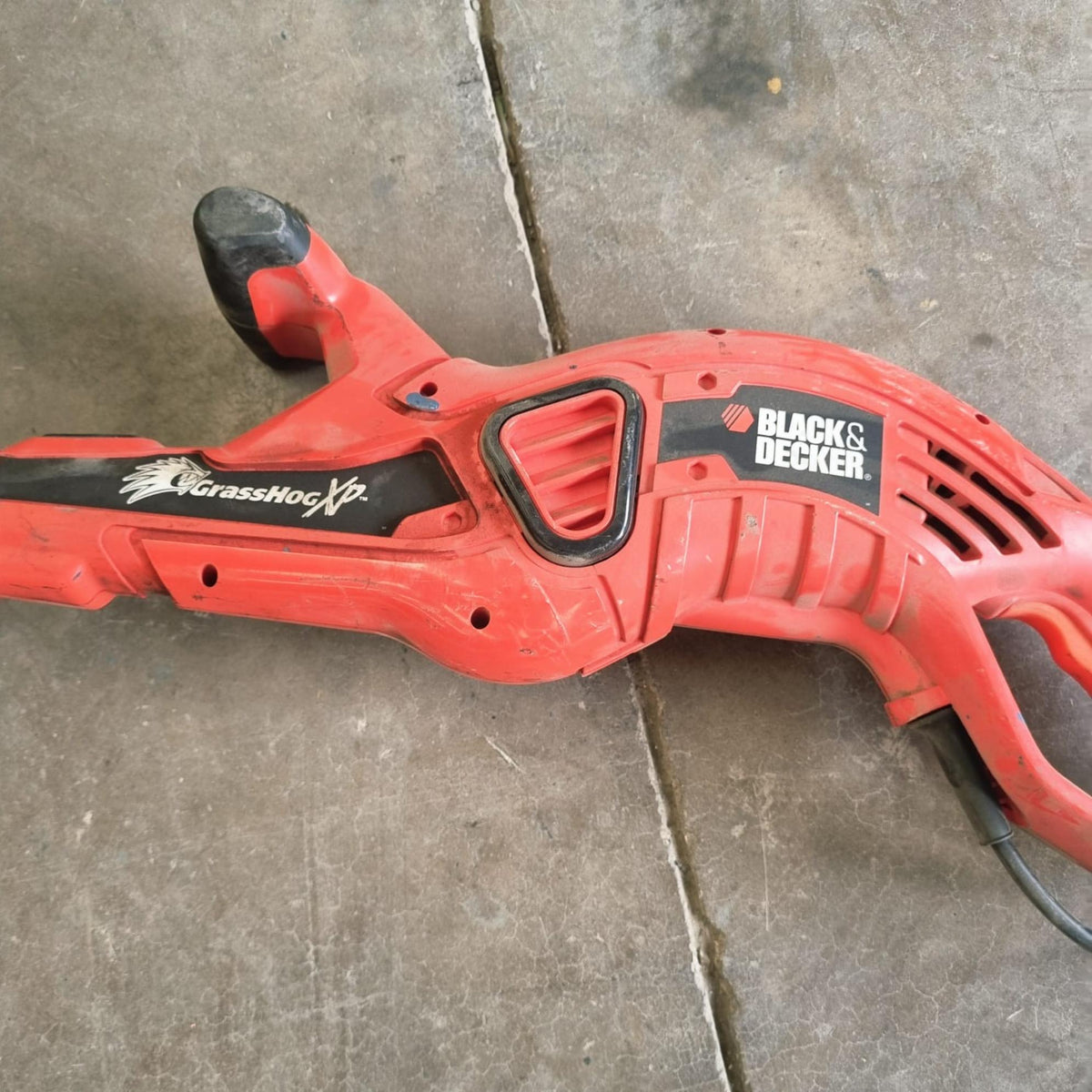 Orilladora eléctrica Black & Decker