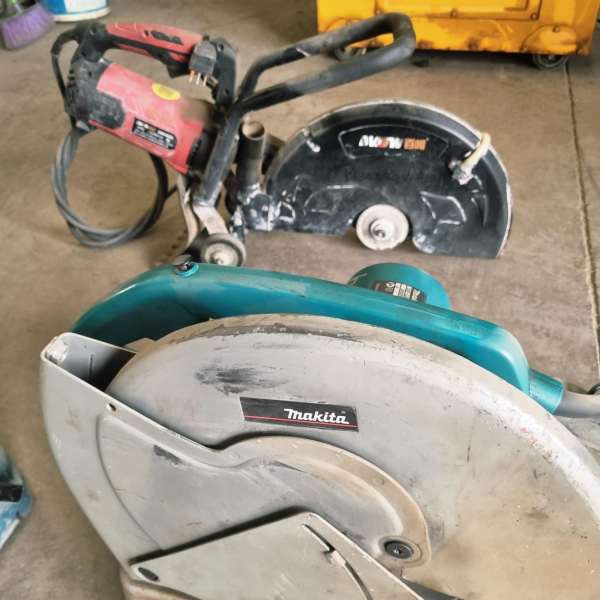 Lote 2 Tronzadora Bosch Makita y 1 Cortadora Hormigon Eléctrico